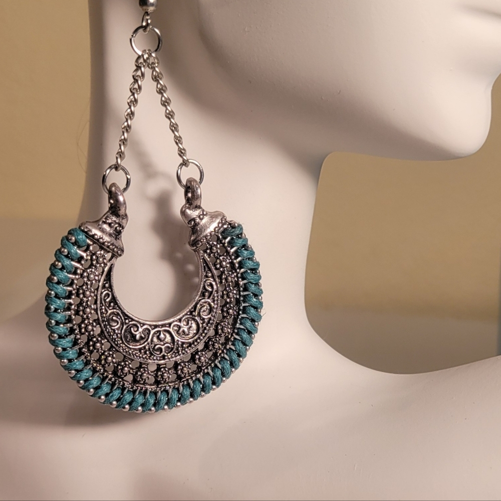 The Aztec Touch - Picture 8 of 9